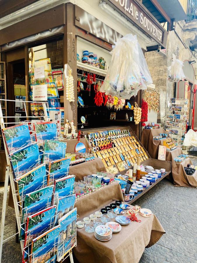 Casa Ninetta - Spaccanapoli - Il Tipico Pianterreno Della Napoli Antica! Exterior foto